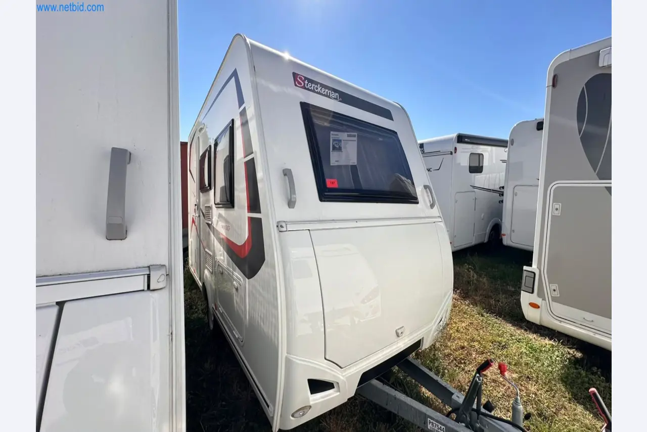 Motorhomes and recreational vehicles, travel trailers, caravan accessories, trucks, office and workshop equipment-3