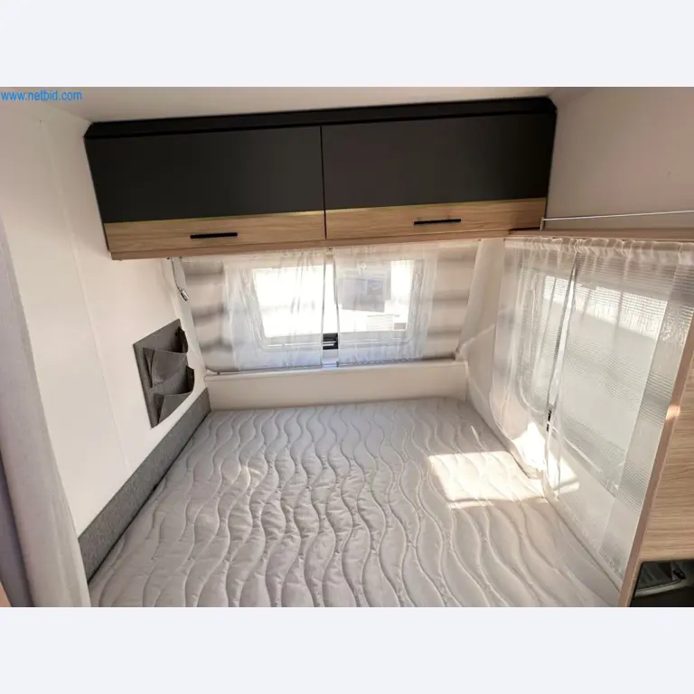 Motorhomes and recreational vehicles, travel trailers, caravan accessories, trucks, office and workshop equipment-5