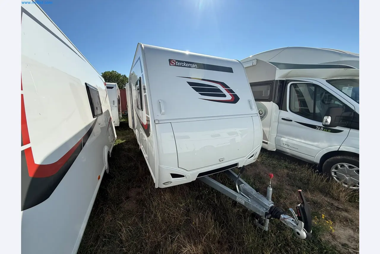 Motorhomes and recreational vehicles, travel trailers, caravan accessories, trucks, office and workshop equipment-1