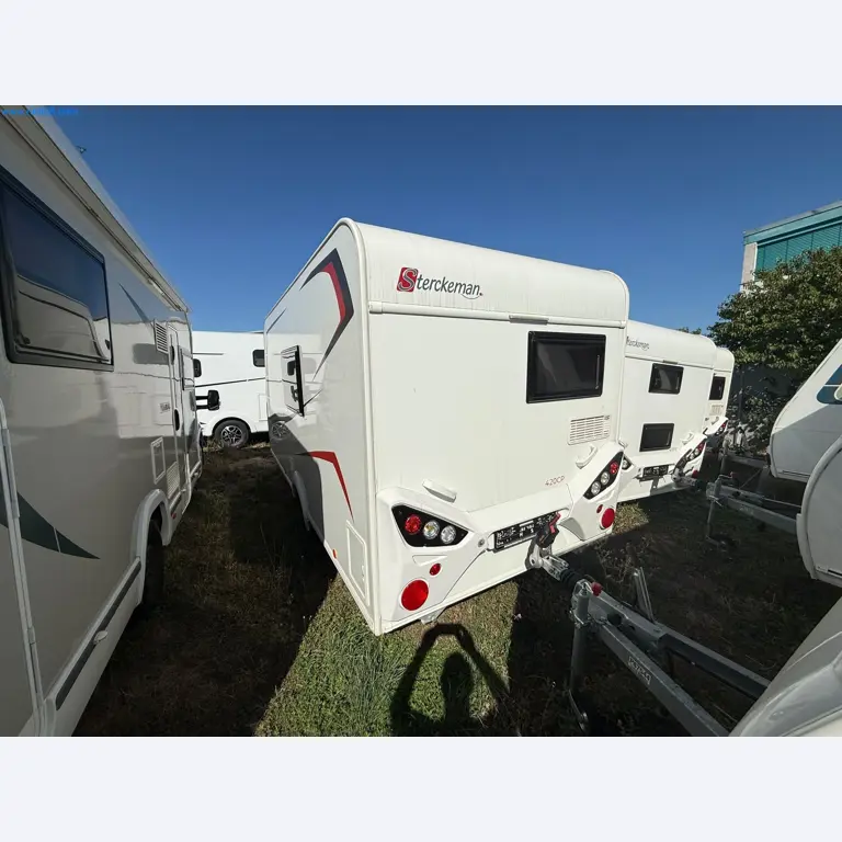 Motorhomes and recreational vehicles, travel trailers, caravan accessories, trucks, office and workshop equipment-4