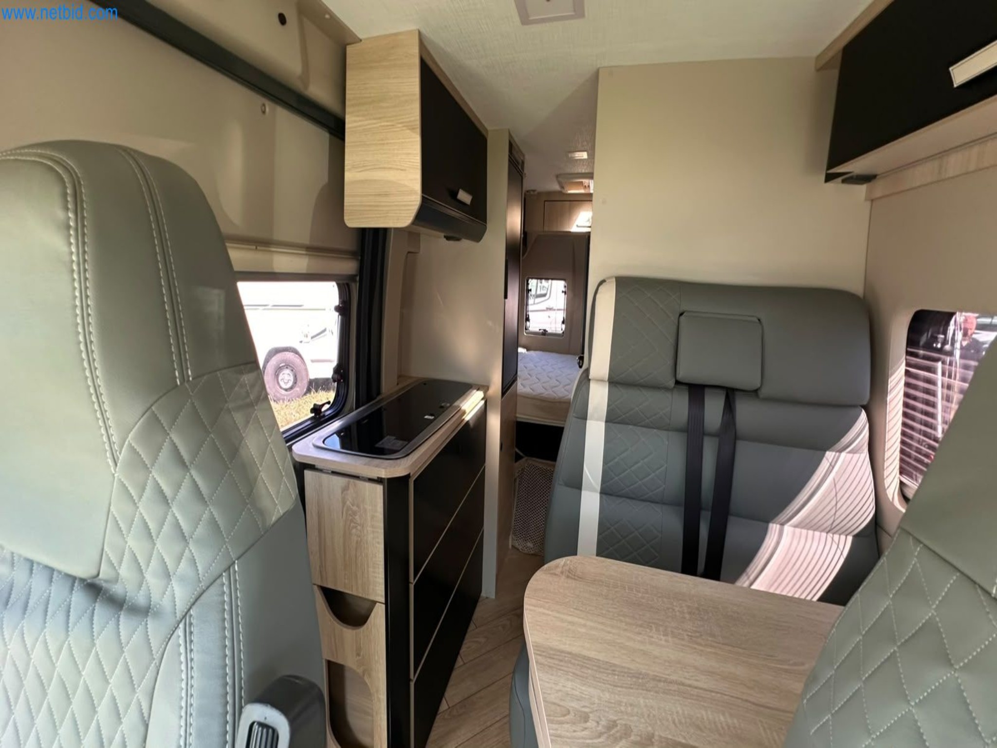Motorhomes and recreational vehicles, travel trailers, RV accessories, trucks, office and workshop equipment-11