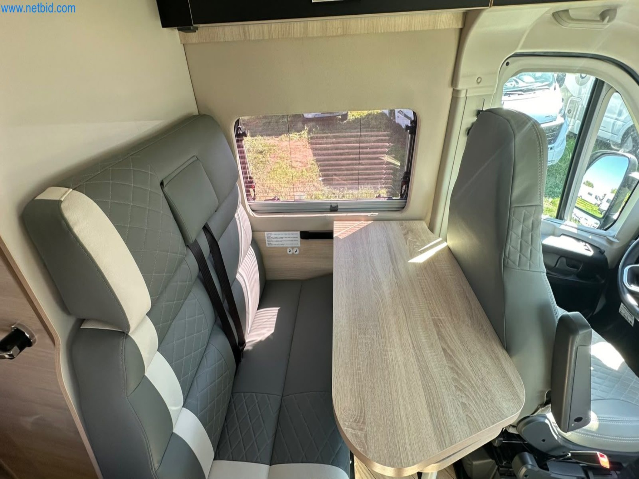 Motorhomes and recreational vehicles, travel trailers, RV accessories, trucks, office and workshop equipment-12