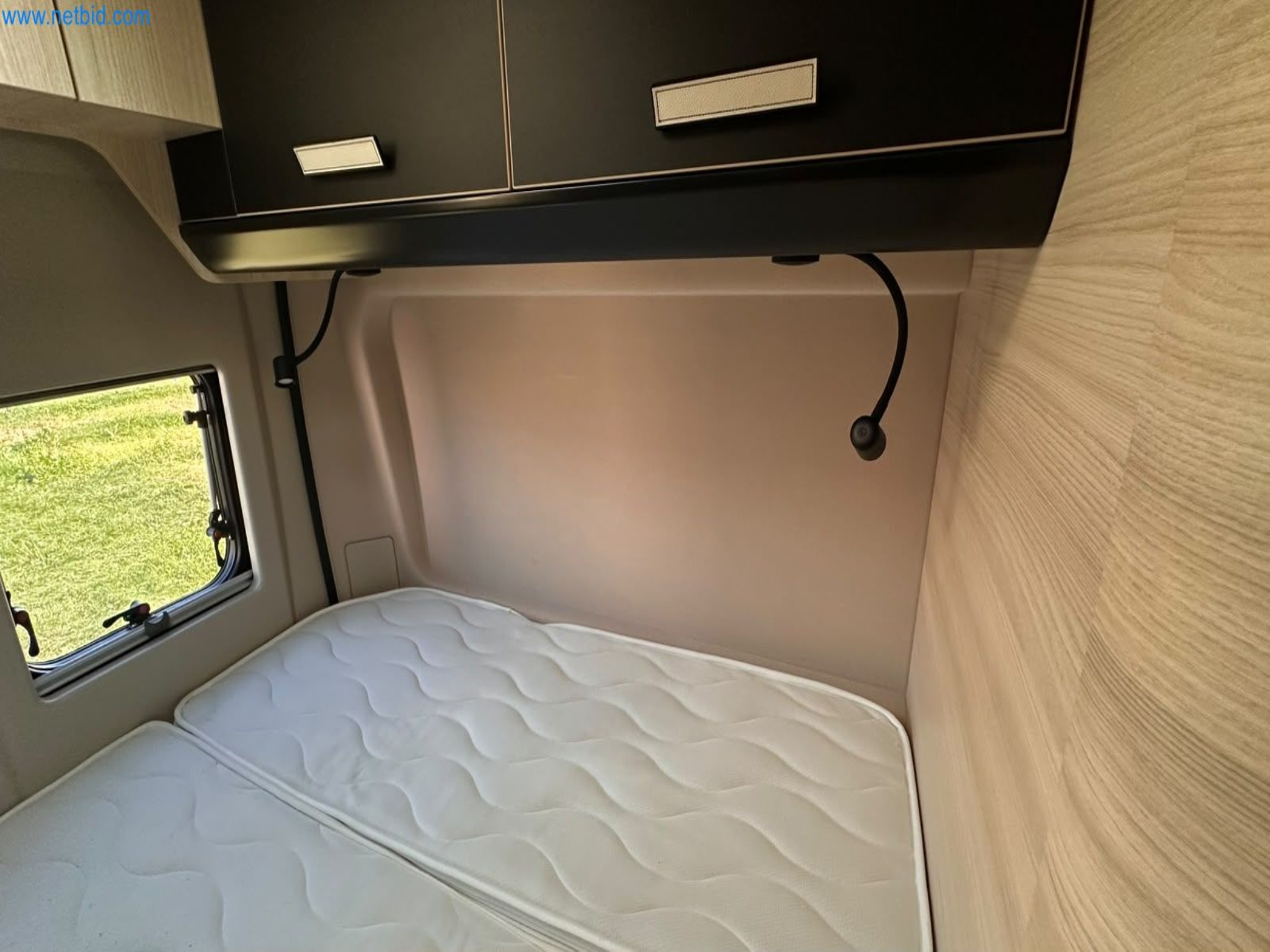 Motorhomes and recreational vehicles, travel trailers, RV accessories, trucks, office and workshop equipment-14