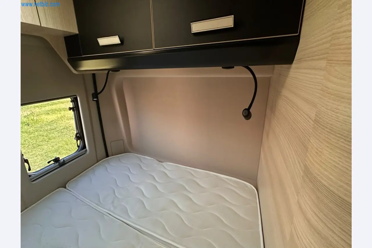 Motorhomes and recreational vehicles, travel trailers, RV accessories, trucks, office and workshop equipment-14