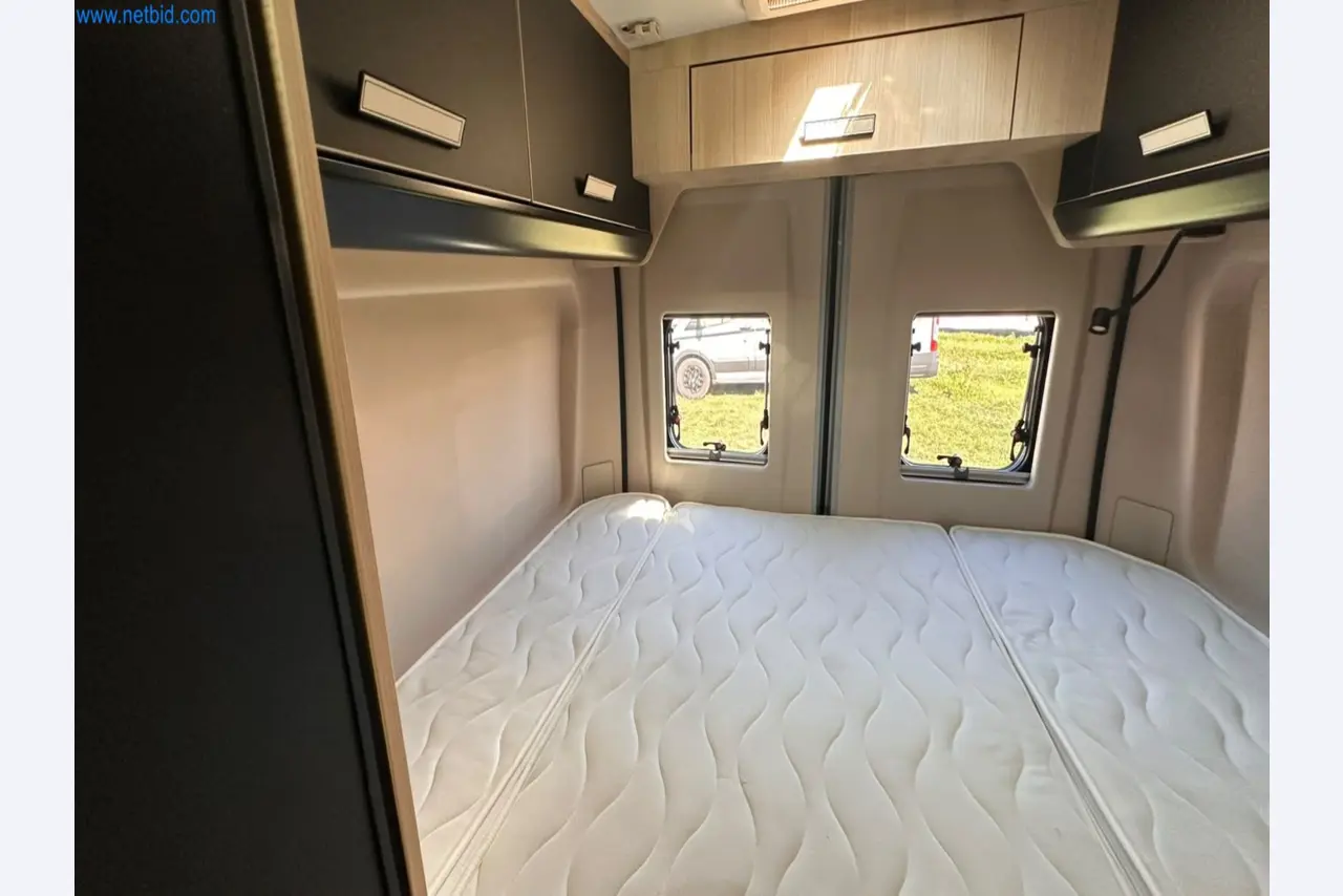 Motorhomes and recreational vehicles, travel trailers, RV accessories, trucks, office and workshop equipment-16