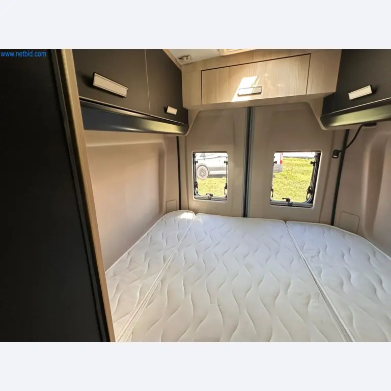 Motorhomes and recreational vehicles, travel trailers, RV accessories, trucks, office and workshop equipment-16