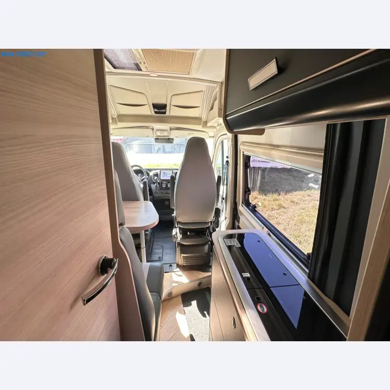 Motorhomes and recreational vehicles, travel trailers, RV accessories, trucks, office and workshop equipment-17