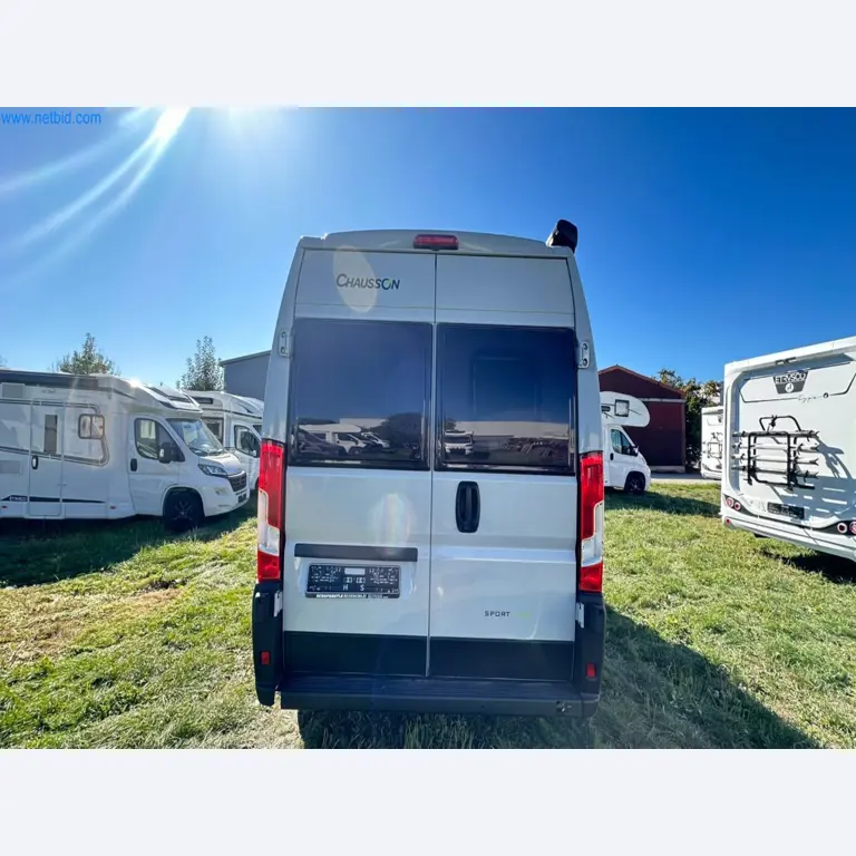 Motorhomes and recreational vehicles, travel trailers, RV accessories, trucks, office and workshop equipment-4