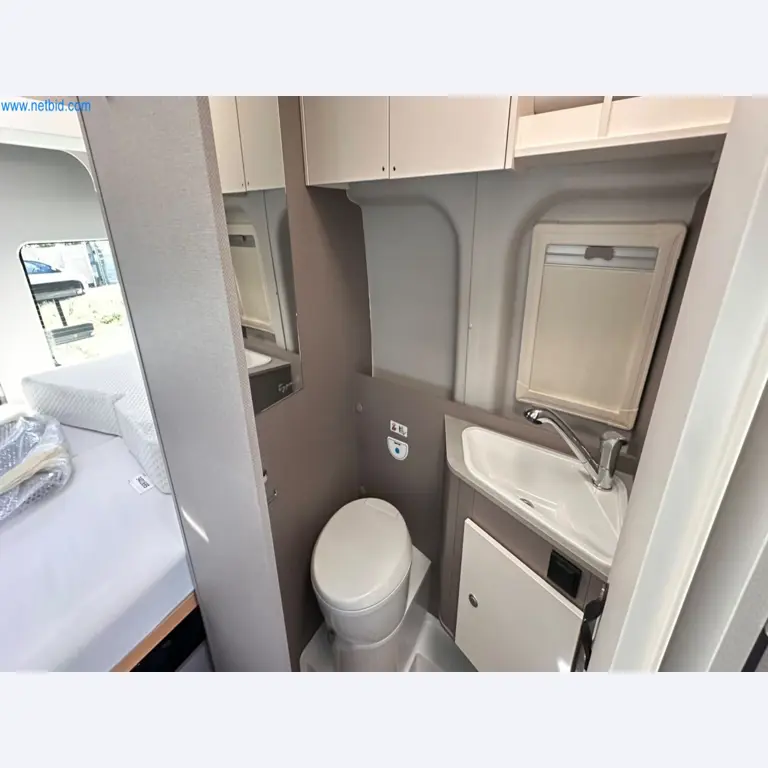 Motorhomes and recreational vehicles, travel trailers, RV accessories, trucks, office and workshop equipment-14