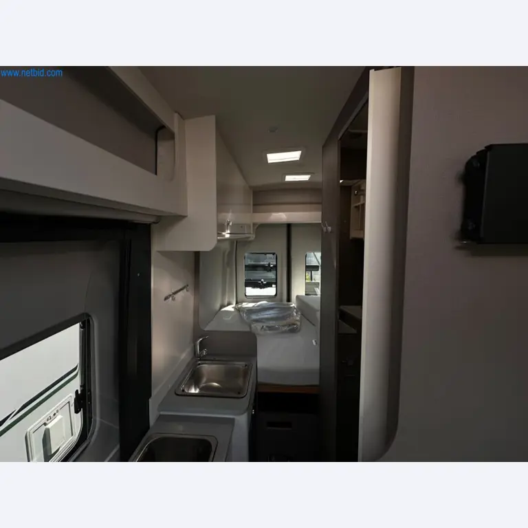 Motorhomes and recreational vehicles, travel trailers, caravan accessories, trucks, office and workshop equipment-4