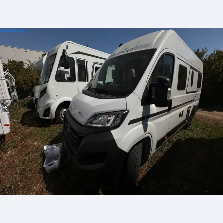 Motorhomes and recreational vehicles, travel trailers, caravan accessories, trucks, office and workshop equipment-14