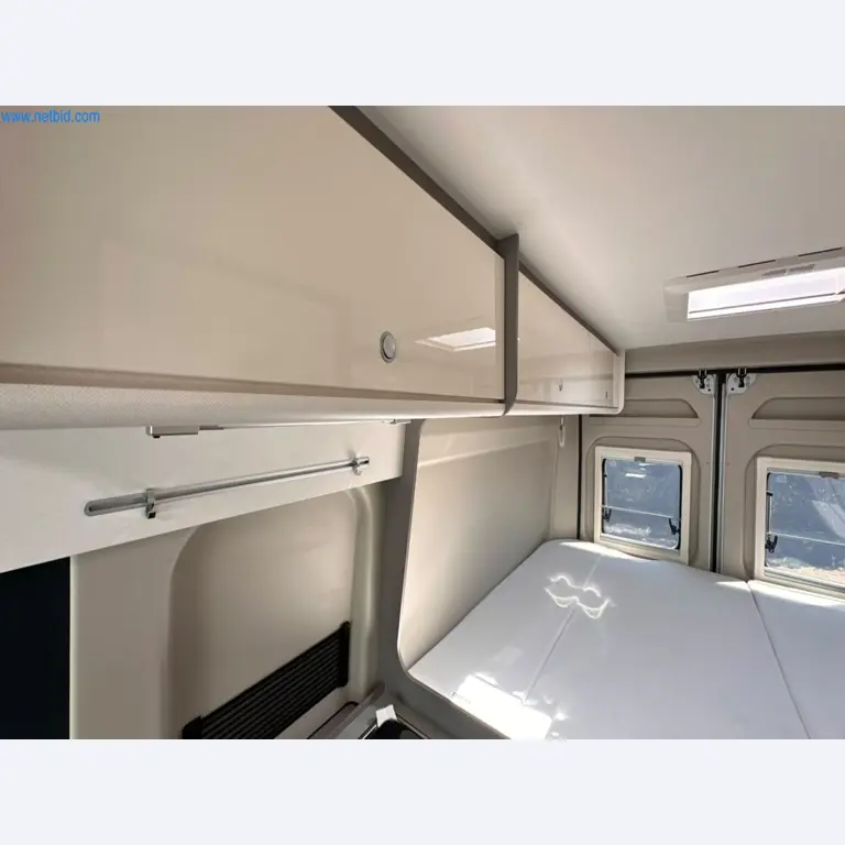 Motorhomes and recreational vehicles, travel trailers, caravan accessories, trucks, office and workshop equipment-15