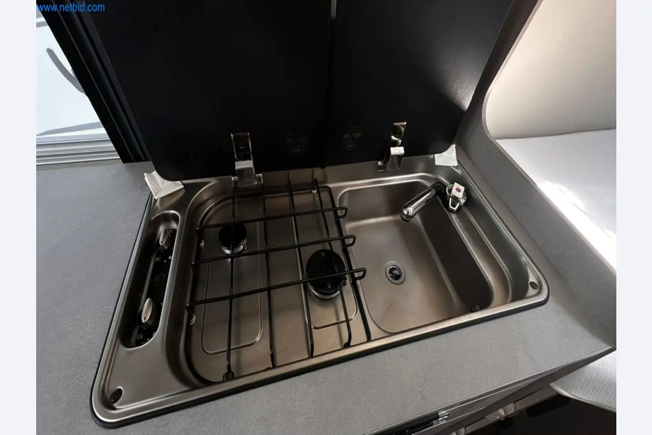 Motorhomes and recreational vehicles, travel trailers, caravan accessories, trucks, office and workshop equipment-16