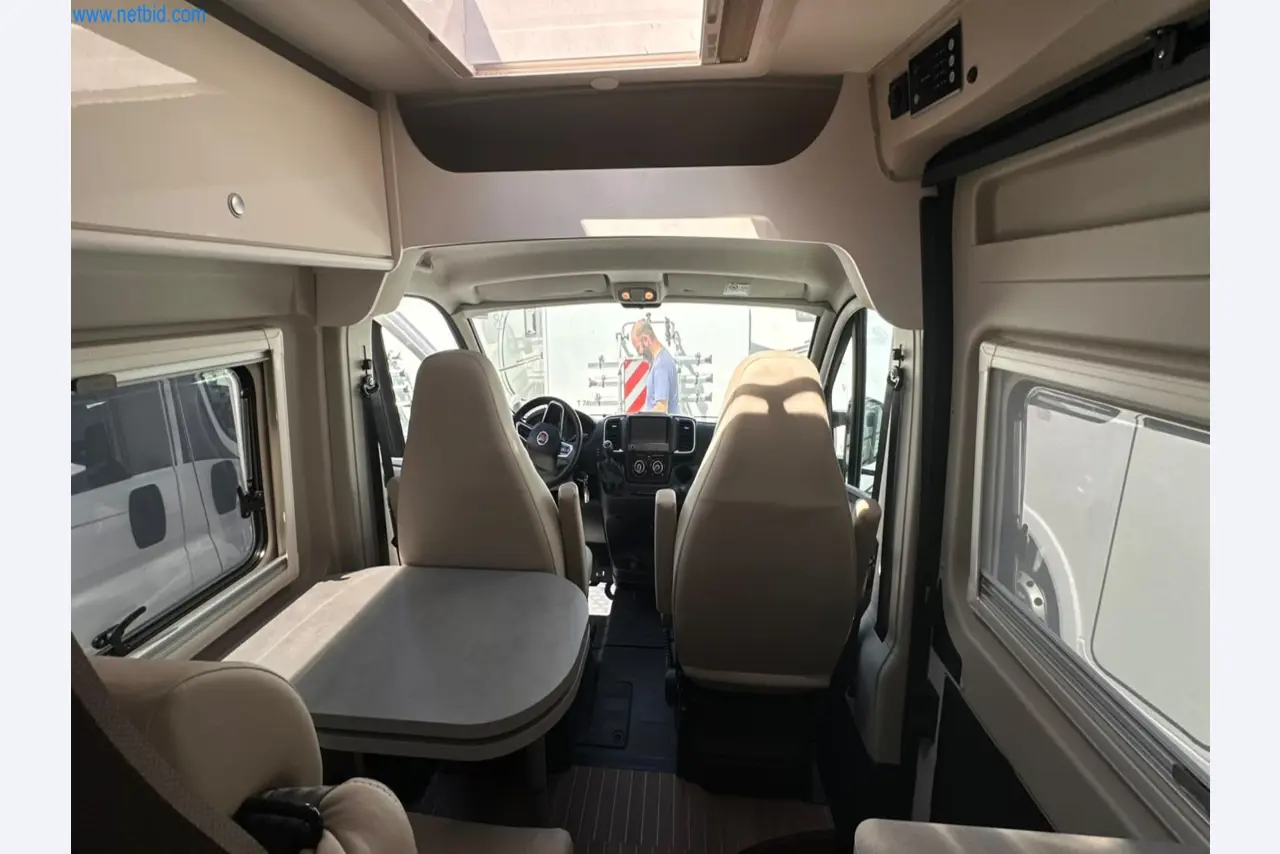 Motorhomes and recreational vehicles, travel trailers, caravan accessories, trucks, office and workshop equipment-3