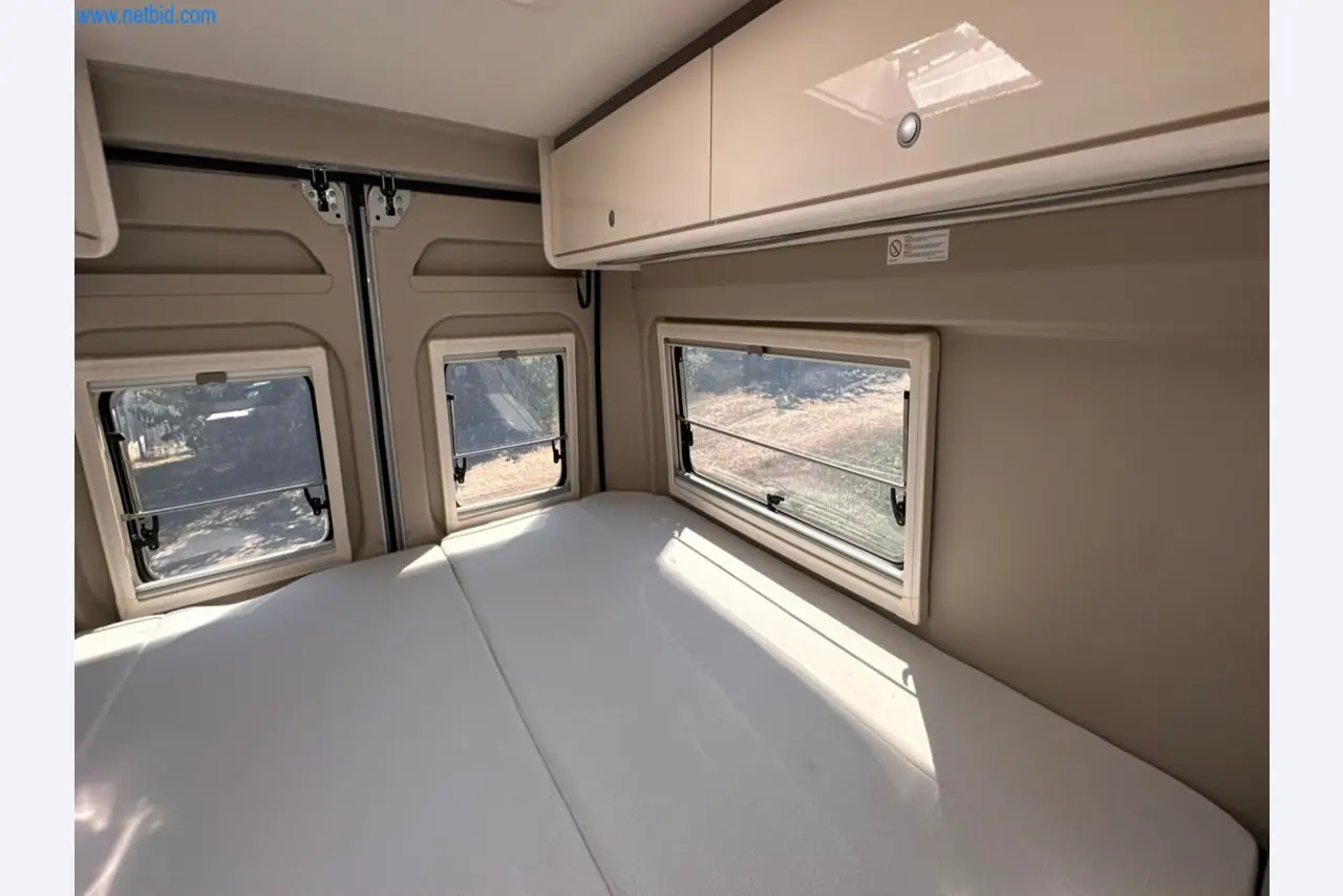 Motorhomes and recreational vehicles, travel trailers, caravan accessories, trucks, office and workshop equipment-6