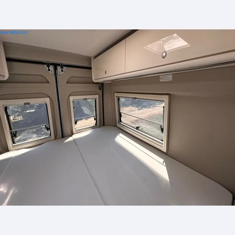 Motorhomes and recreational vehicles, travel trailers, caravan accessories, trucks, office and workshop equipment-6