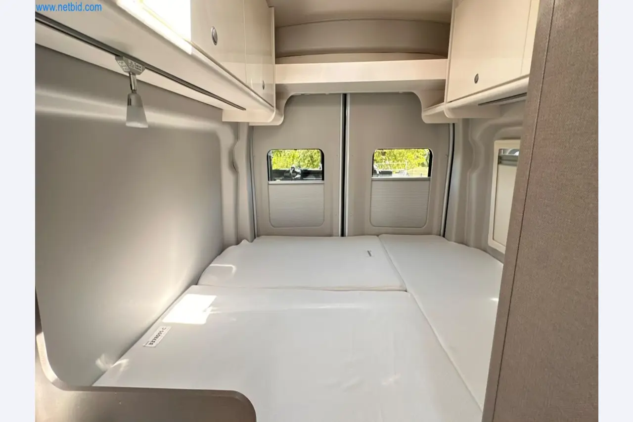 Motorhomes and recreational vehicles, travel trailers, caravan accessories, trucks, office and workshop equipment-10