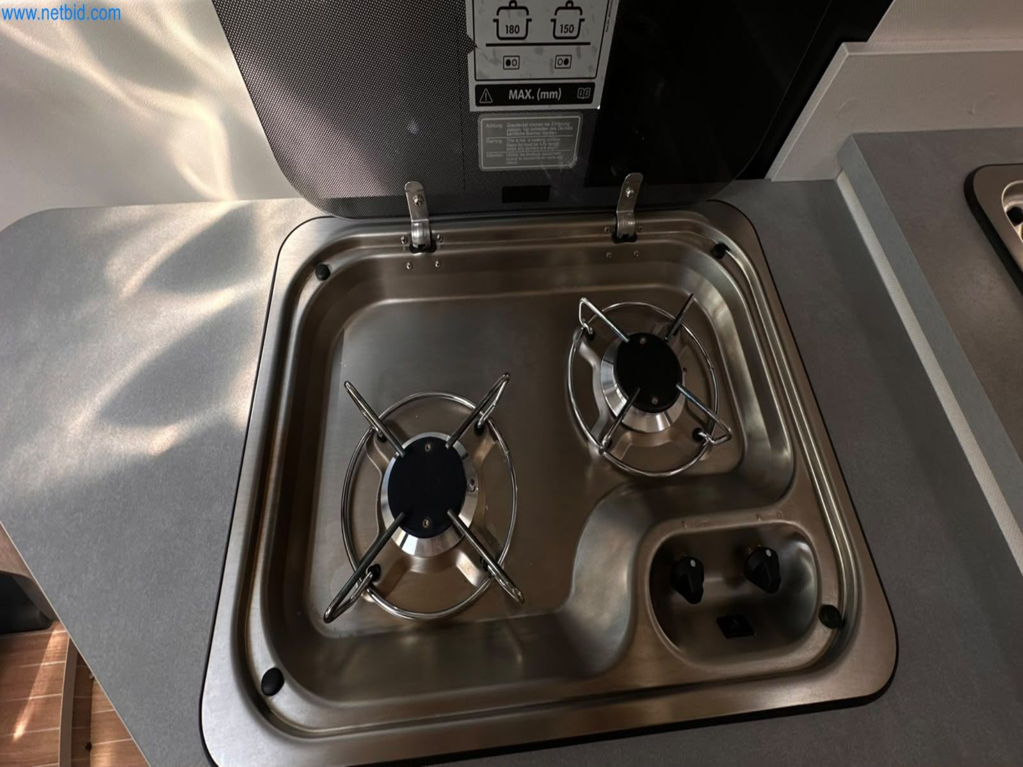 Motorhomes and recreational vehicles, travel trailers, caravan accessories, trucks, office and workshop equipment-15