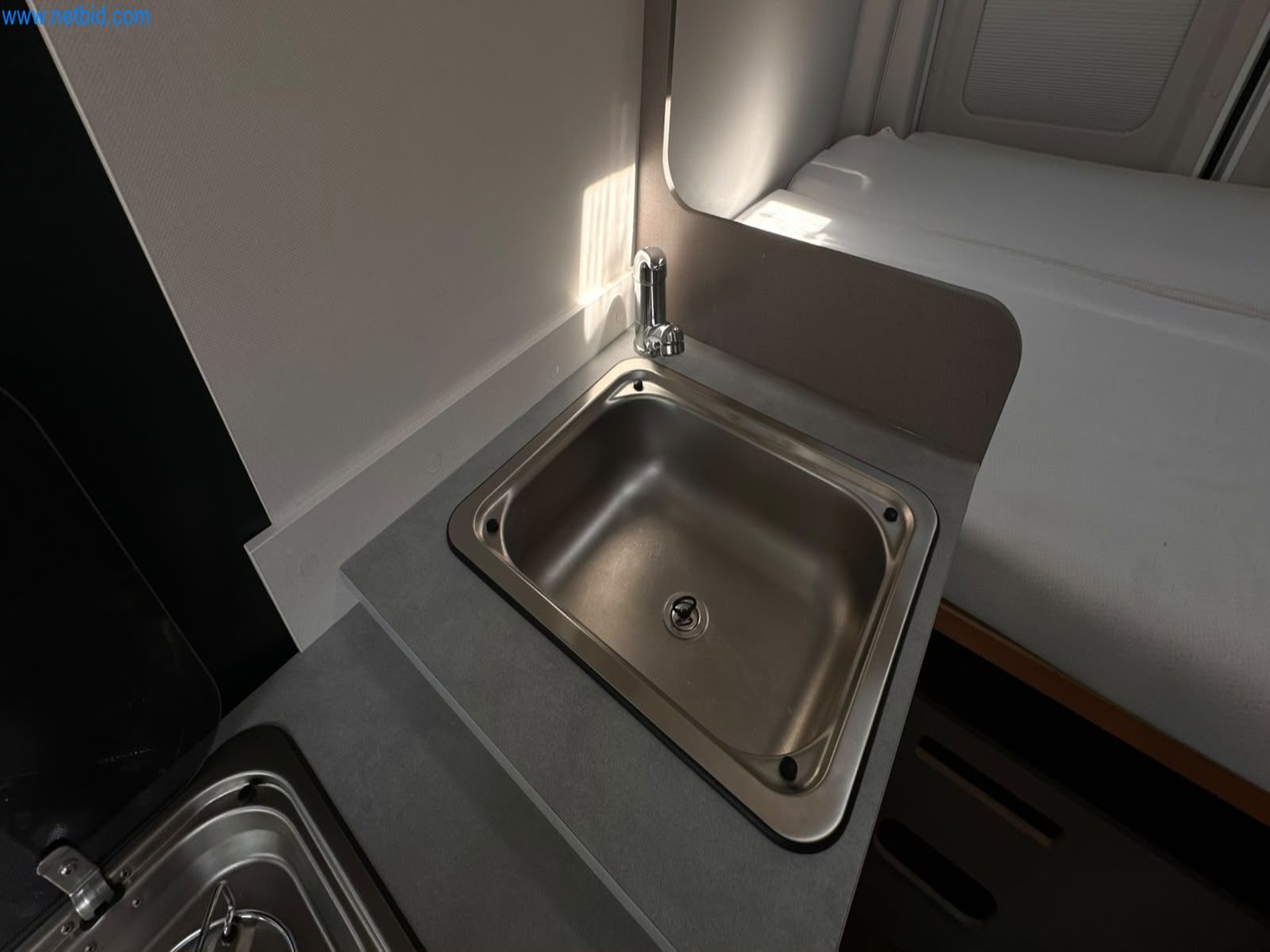 Motorhomes and recreational vehicles, travel trailers, caravan accessories, trucks, office and workshop equipment-2