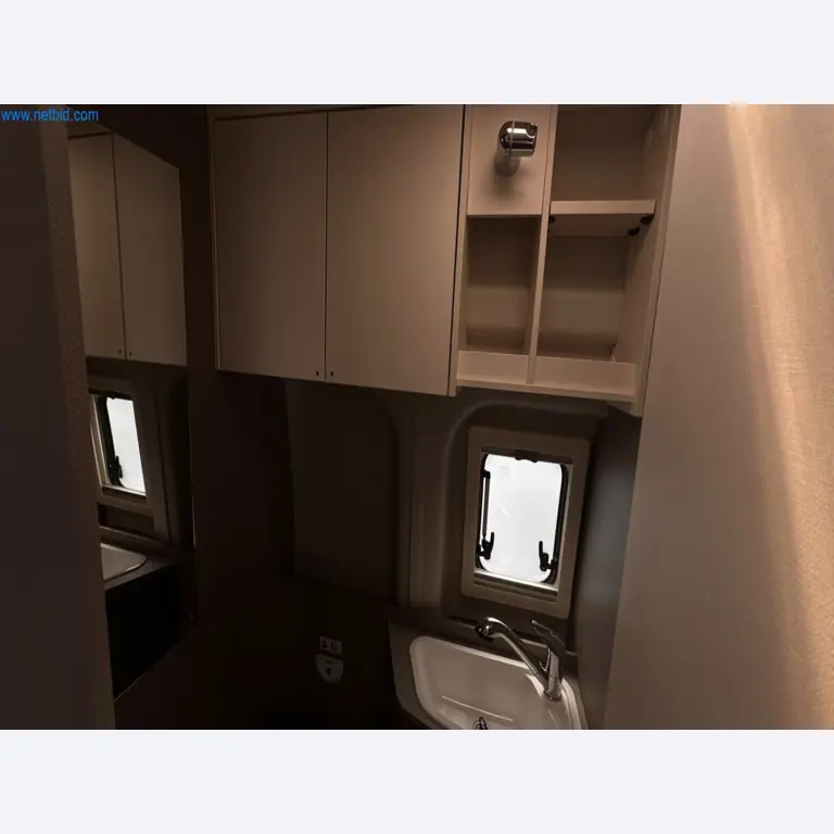 Motorhomes and recreational vehicles, travel trailers, caravan accessories, trucks, office and workshop equipment-22