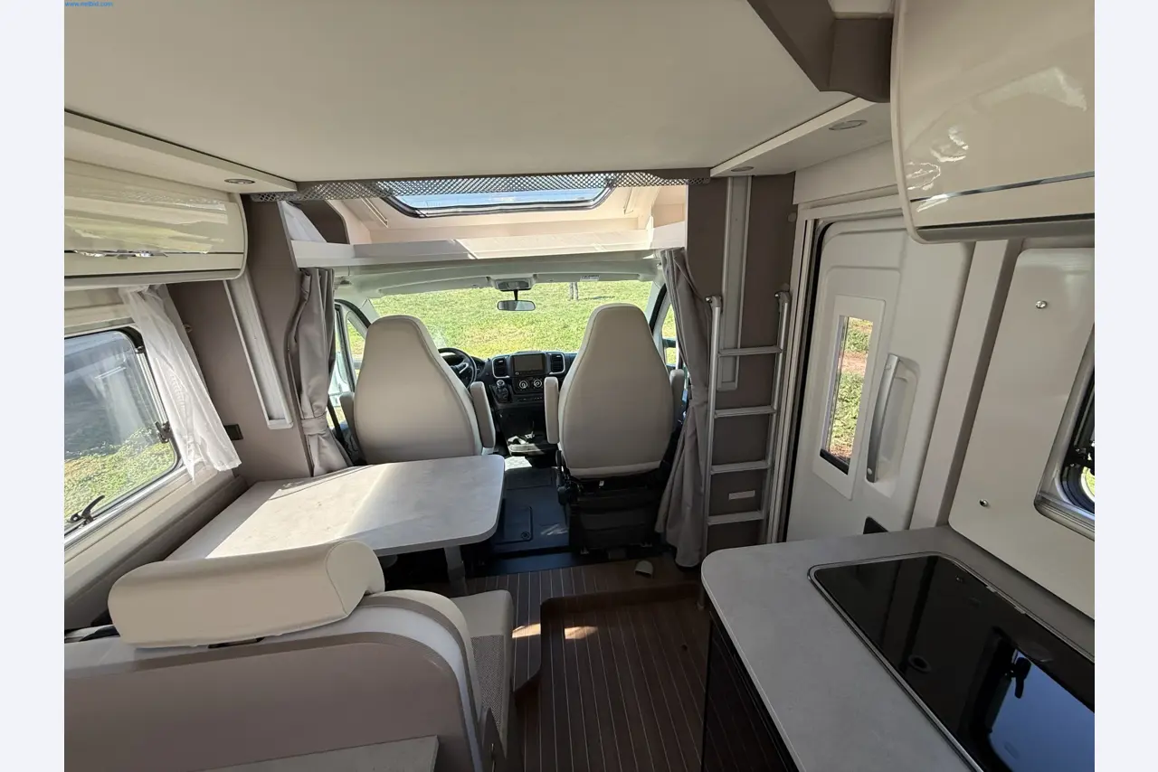 Motorhomes and recreational vehicles, travel trailers, RV accessories, trucks, office and workshop equipment-16