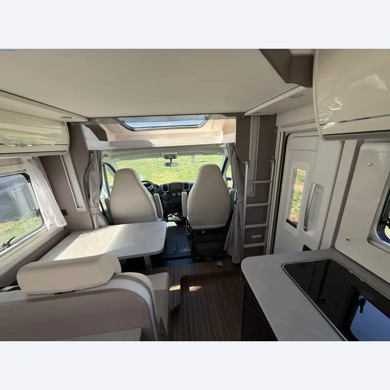 Motorhomes and recreational vehicles, travel trailers, RV accessories, trucks, office and workshop equipment-16