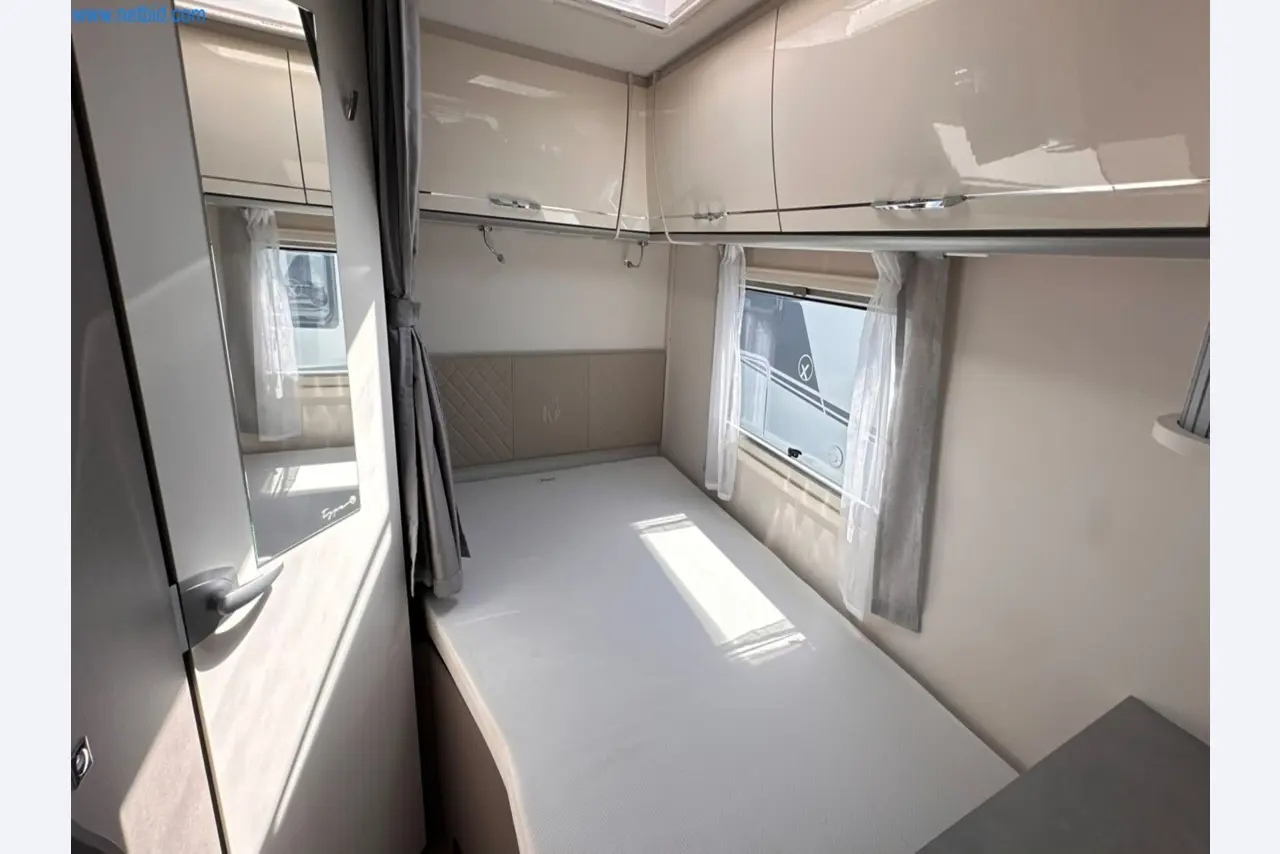 Motorhomes and recreational vehicles, travel trailers, caravan accessories, trucks, office and workshop equipment-4