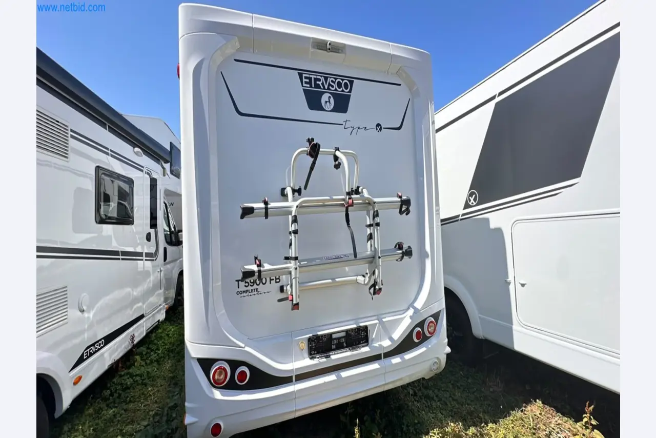 Motorhomes and recreational vehicles, travel trailers, caravan accessories, trucks, office and workshop equipment-7