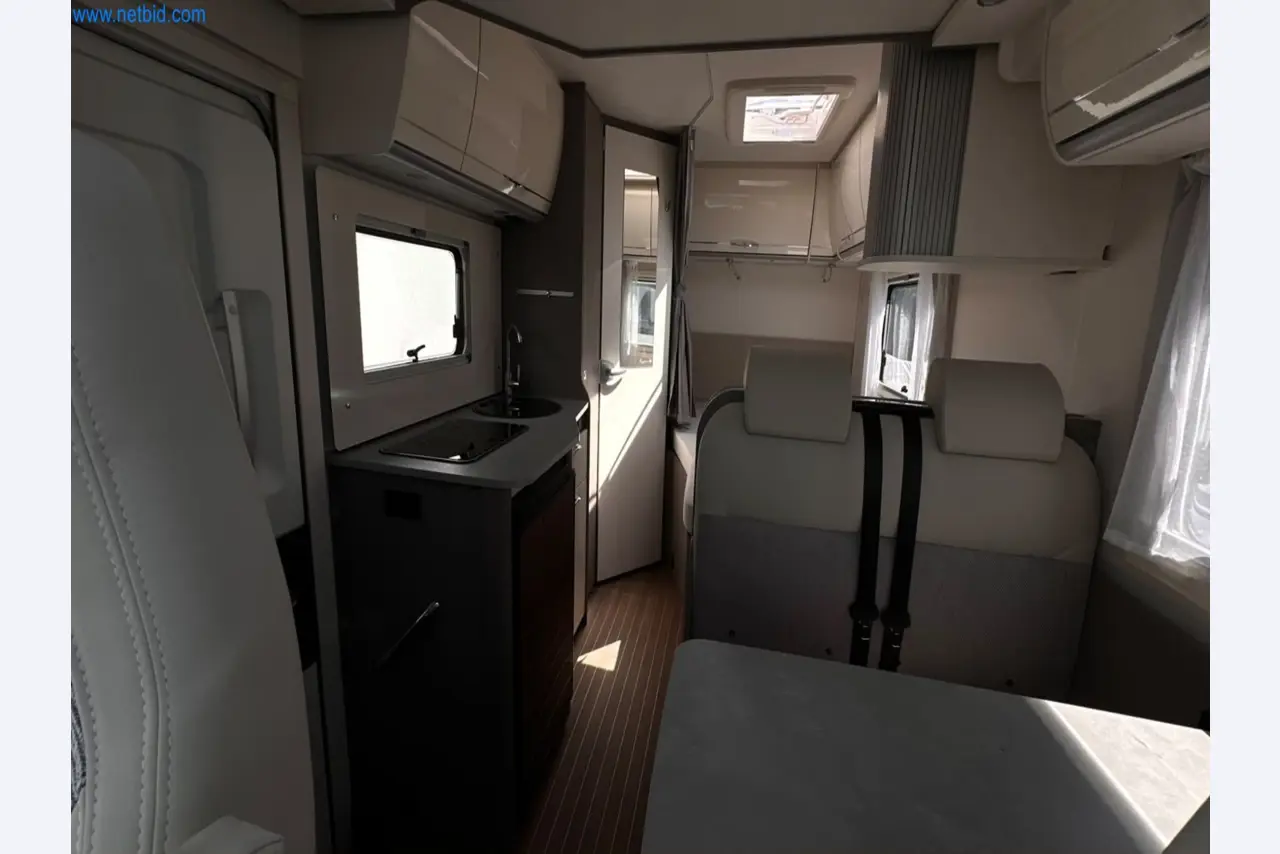 Motorhomes and recreational vehicles, travel trailers, caravan accessories, trucks, office and workshop equipment-9