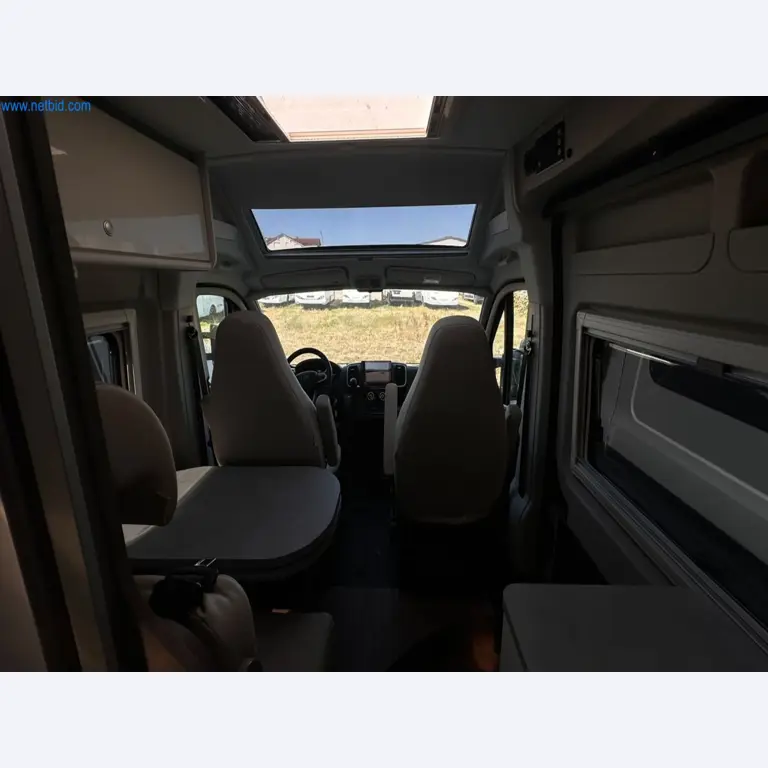 Motorhomes and recreational vehicles, travel trailers, caravan accessories, trucks, office and workshop equipment-11
