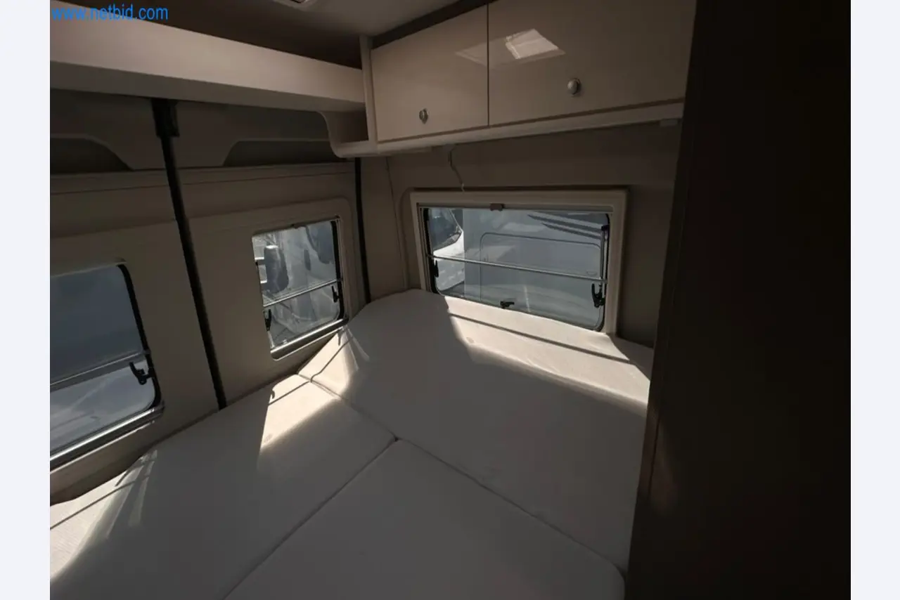 Motorhomes and recreational vehicles, travel trailers, caravan accessories, trucks, office and workshop equipment-12