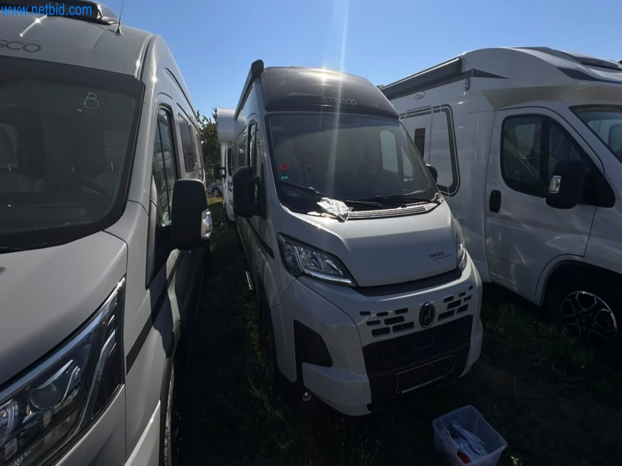 Motorhomes and recreational vehicles, travel trailers, caravan accessories, trucks, office and workshop equipment-14