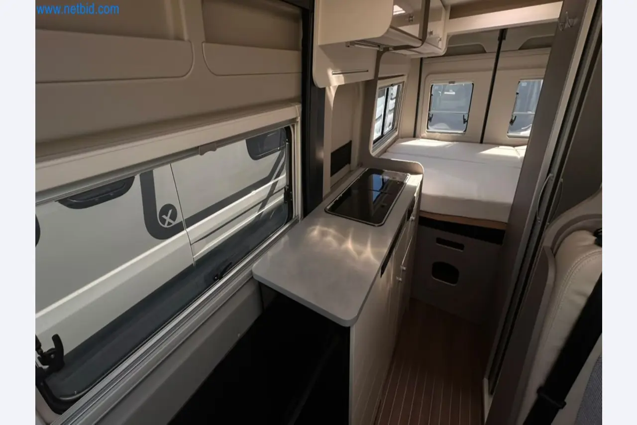 Motorhomes and recreational vehicles, travel trailers, caravan accessories, trucks, office and workshop equipment-3