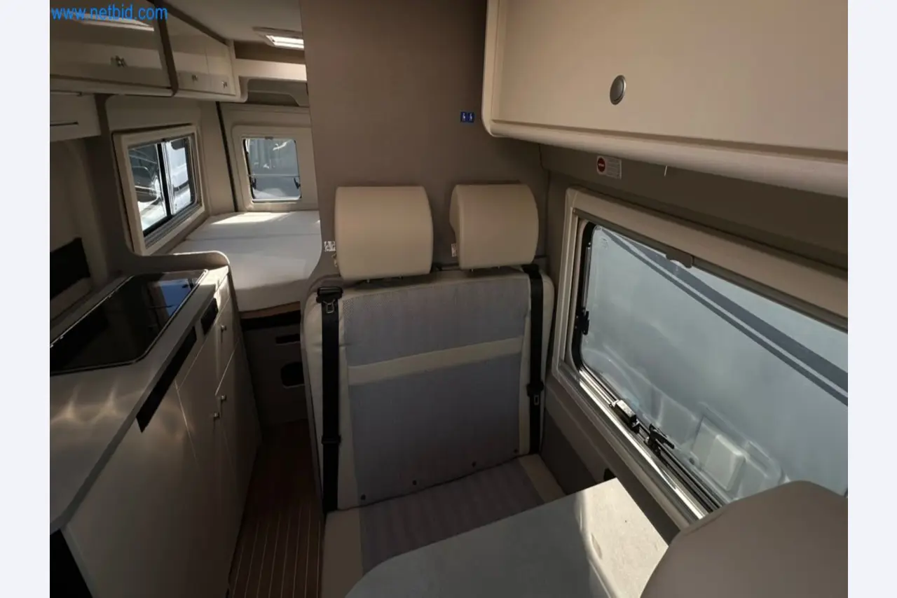 Motorhomes and recreational vehicles, travel trailers, caravan accessories, trucks, office and workshop equipment-4