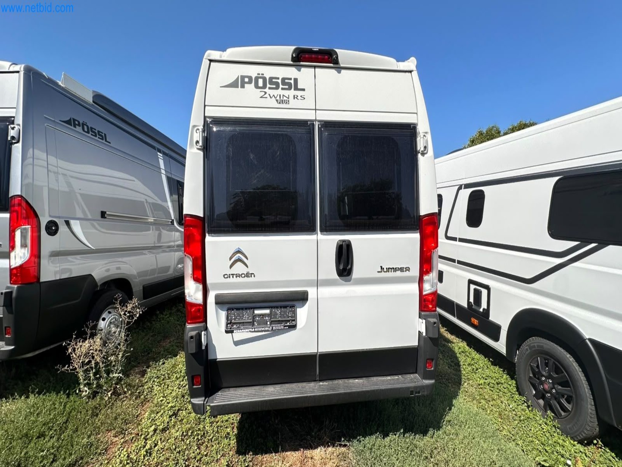 Motorhomes and recreational vehicles, travel trailers, caravan accessories, trucks, office and workshop equipment-13