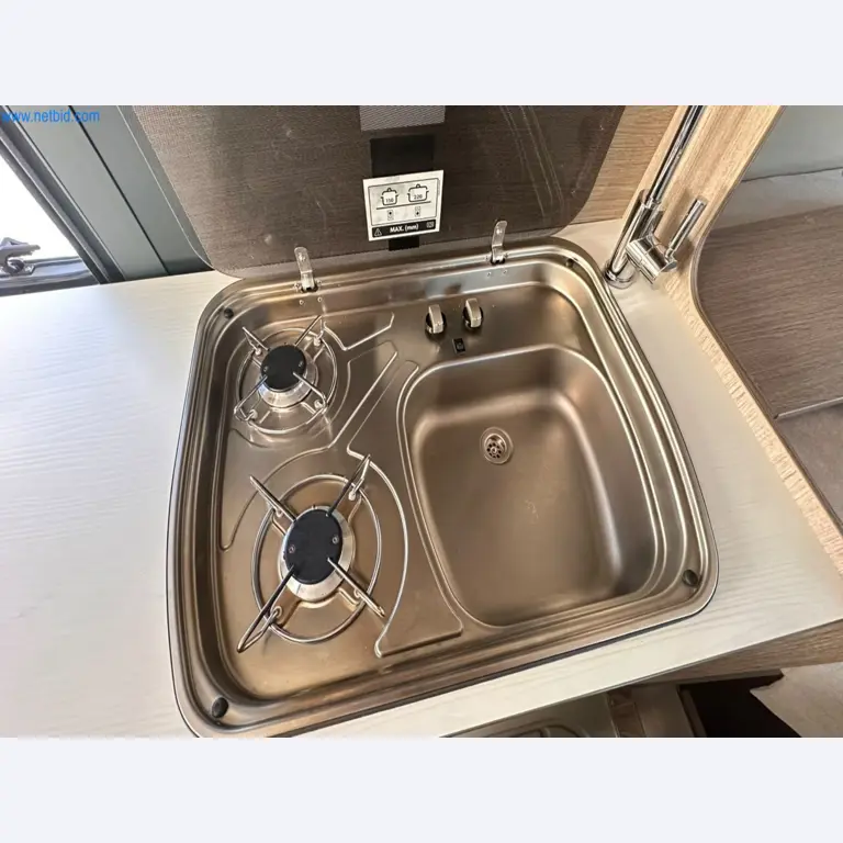 Motorhomes and recreational vehicles, travel trailers, caravan accessories, trucks, office and workshop equipment-16