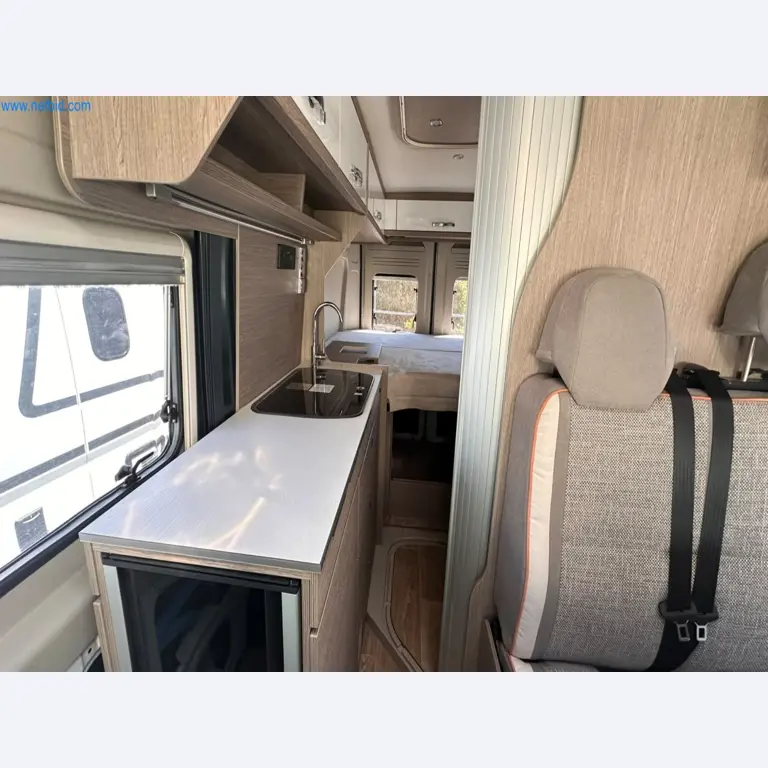 Motorhomes and recreational vehicles, travel trailers, caravan accessories, trucks, office and workshop equipment-2