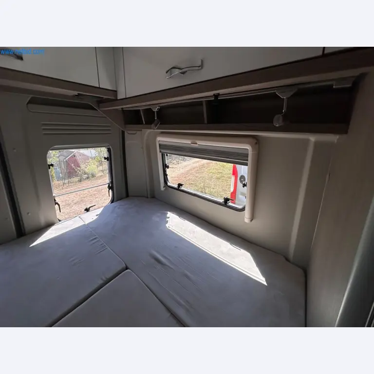 Motorhomes and recreational vehicles, travel trailers, caravan accessories, trucks, office and workshop equipment-3