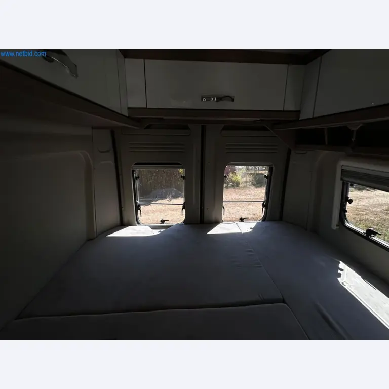 Motorhomes and recreational vehicles, travel trailers, caravan accessories, trucks, office and workshop equipment-4