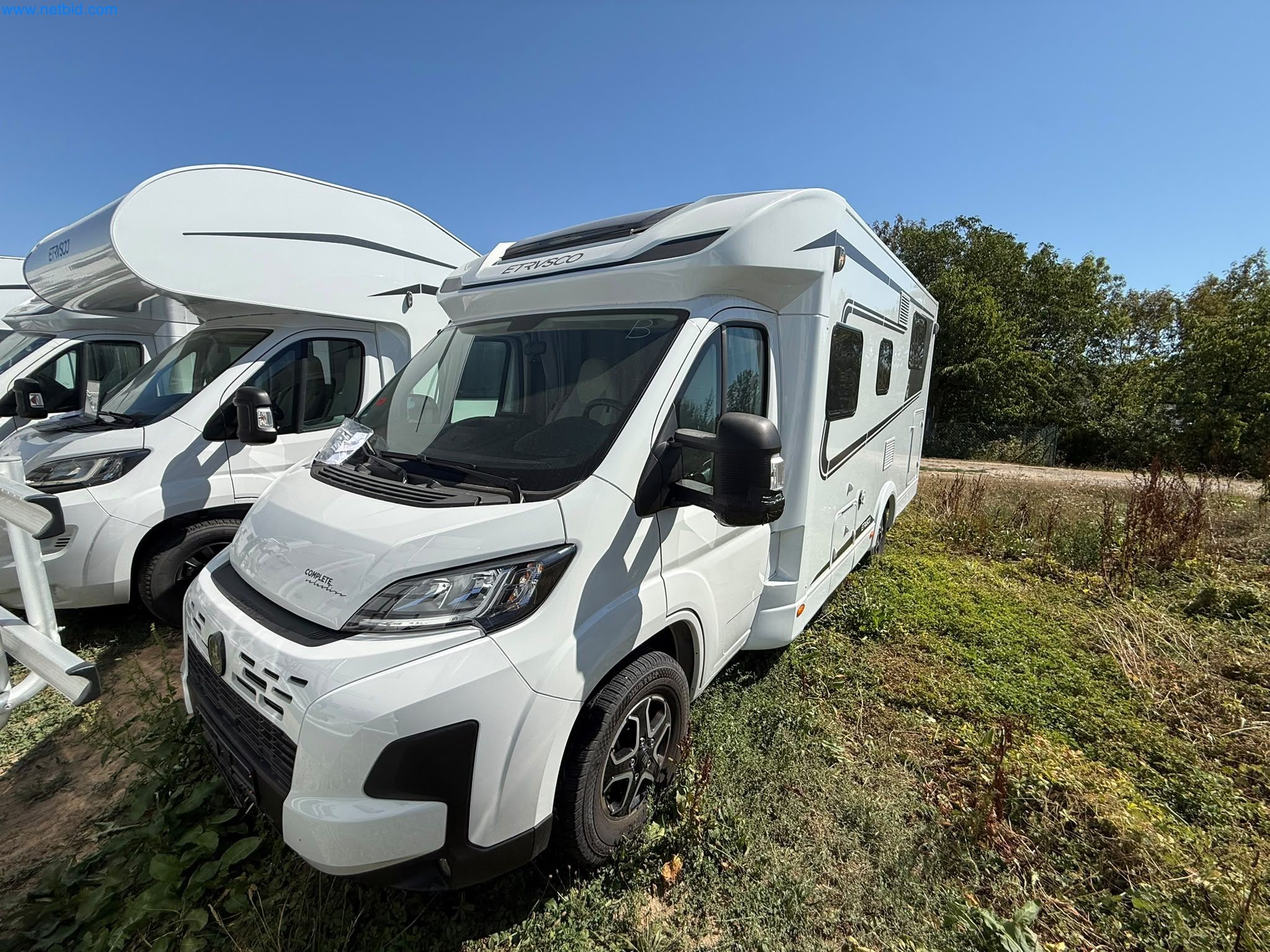 Motorhomes and recreational vehicles, travel trailers, caravan accessories, trucks, office and workshop equipment-1