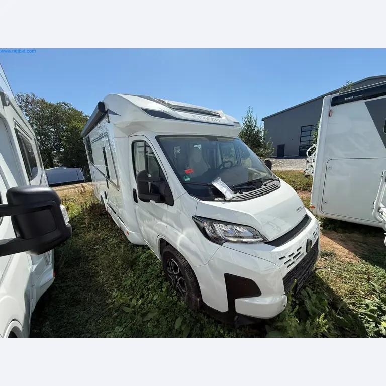 Motorhomes and recreational vehicles, travel trailers, caravan accessories, trucks, office and workshop equipment-13