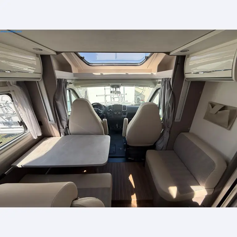 Motorhomes and recreational vehicles, travel trailers, caravan accessories, trucks, office and workshop equipment-4