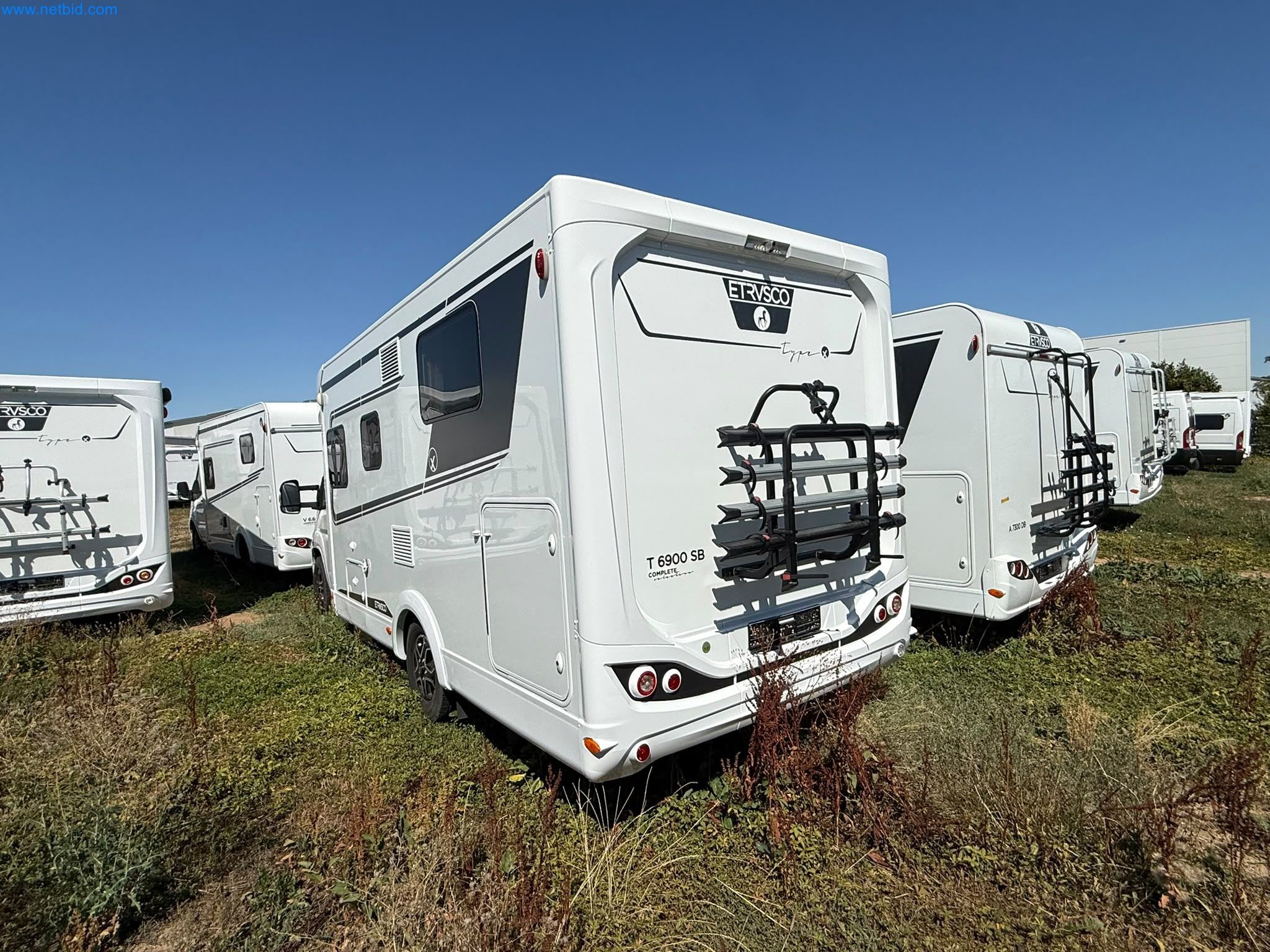 Motorhomes and recreational vehicles, travel trailers, caravan accessories, trucks, office and workshop equipment-7