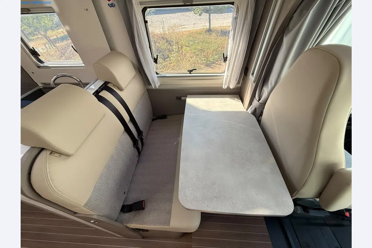 Motorhomes and recreational vehicles, travel trailers, caravan accessories, trucks, office and workshop equipment-8