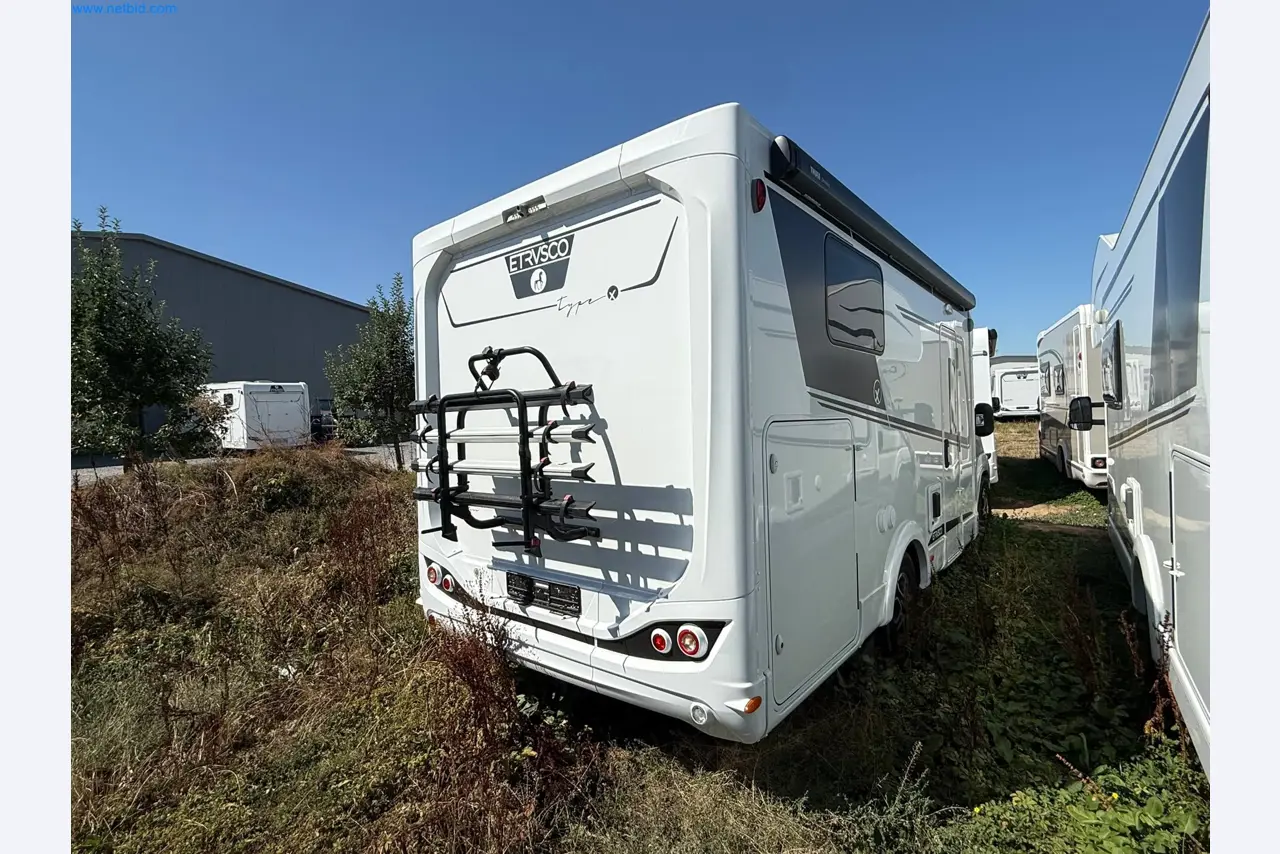 Motorhomes and recreational vehicles, travel trailers, caravan accessories, trucks, office and workshop equipment-9