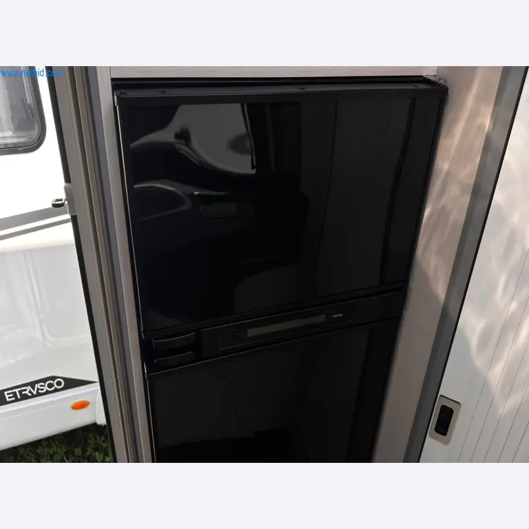 Motorhomes and recreational vehicles, travel trailers, caravan accessories, trucks, office and workshop equipment-5