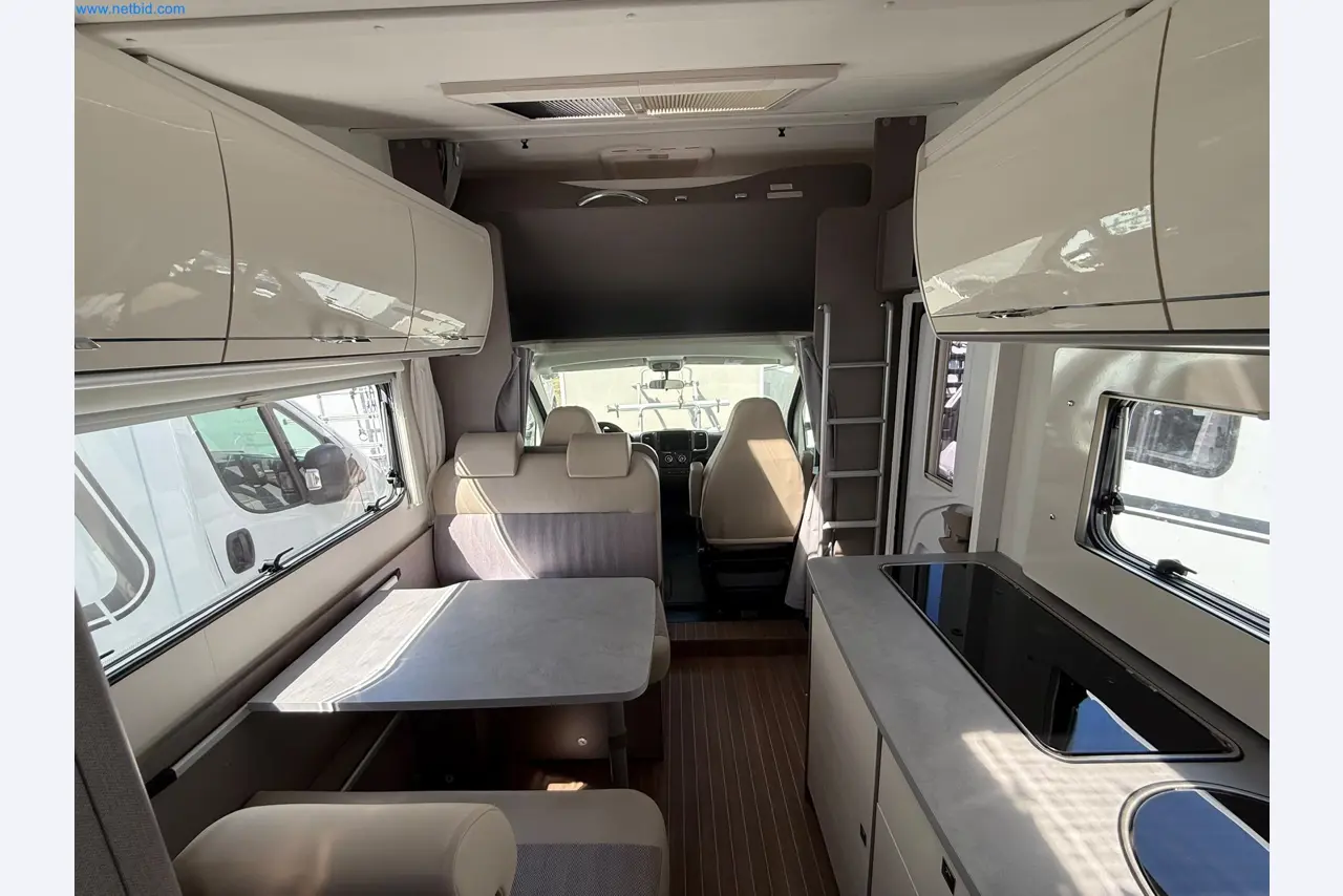 Motorhomes and recreational vehicles, travel trailers, caravan accessories, trucks, office and workshop equipment-16