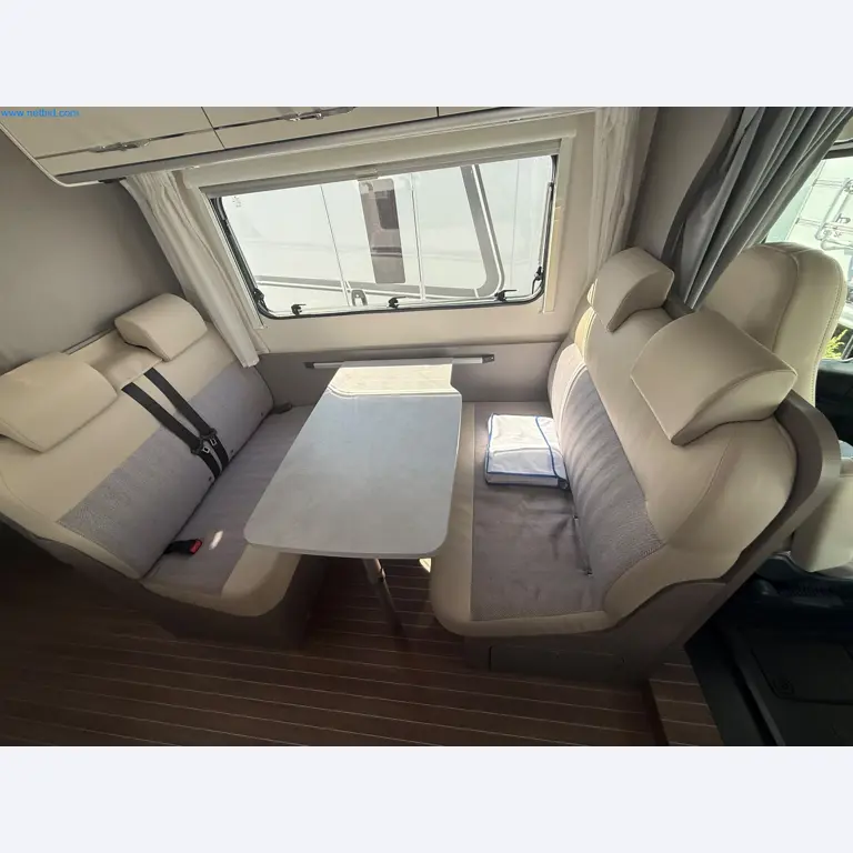 Motorhomes and recreational vehicles, travel trailers, caravan accessories, trucks, office and workshop equipment-3