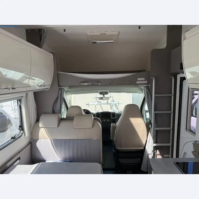 Motorhomes and recreational vehicles, travel trailers, caravan accessories, trucks, office and workshop equipment-4