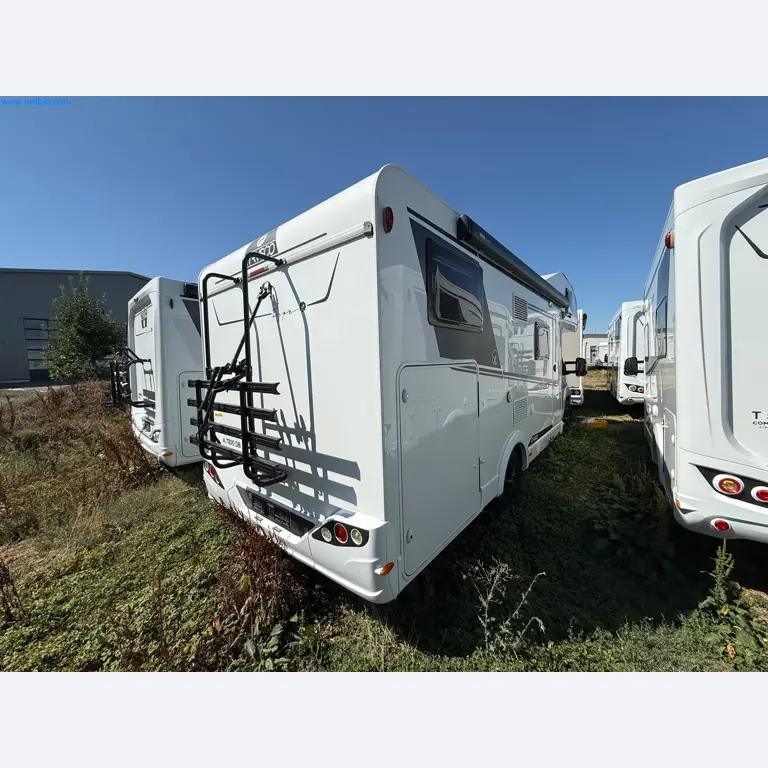 Motorhomes and recreational vehicles, travel trailers, caravan accessories, trucks, office and workshop equipment-9